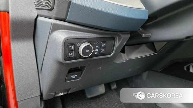 Ford Bronco 6th Generation 2024 Белый из Кореи, фото 6