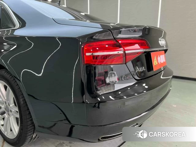 Audi A8 2018 Черный из Китая, фото 6