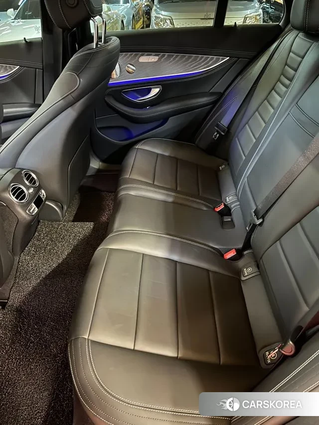 Mercedes-Benz E-Class W213 2021 Черный из Кореи, фото 6