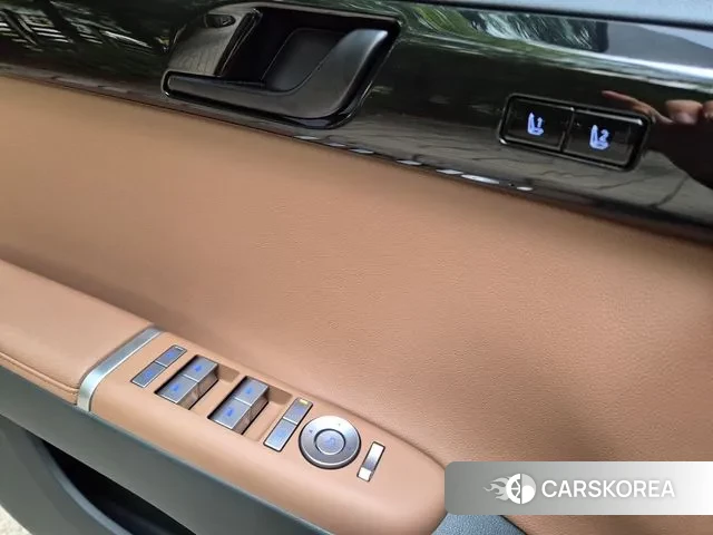 Hyundai Grandeur Hybrid (GN7) 2023 Черный из Кореи, фото 6