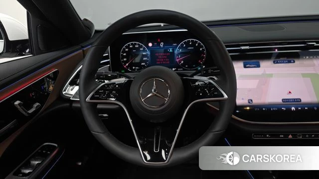 Mercedes-Benz E-Class W214 2026 Белый из Кореи, фото 6