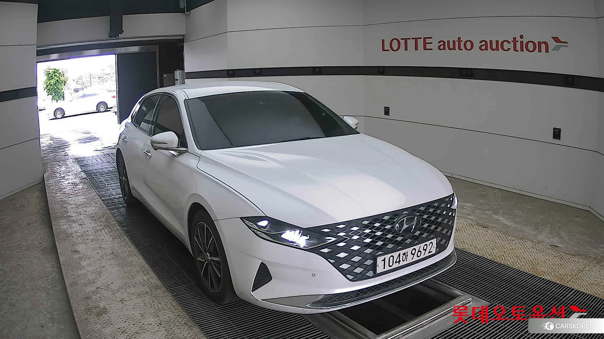 Hyundai Grandeur 2020 White cream (optional) из Кореи, фото 6