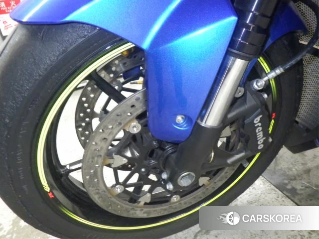 Проданный Suzuki GSX-R1000R ABS id 3999986 из Японии, фото 6