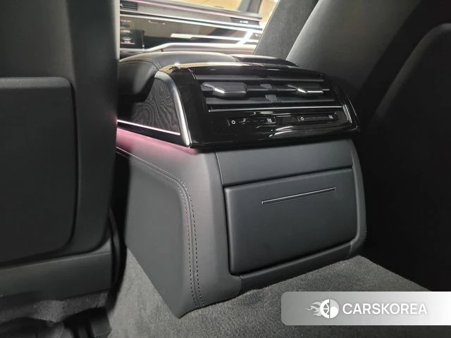 Audi A8 (D5) 2023 Серебряный из Кореи, фото 6