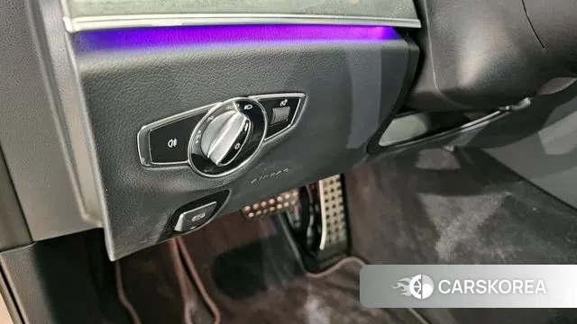 Mercedes-Benz E-Class W213 2020 Синий из Кореи, фото 6