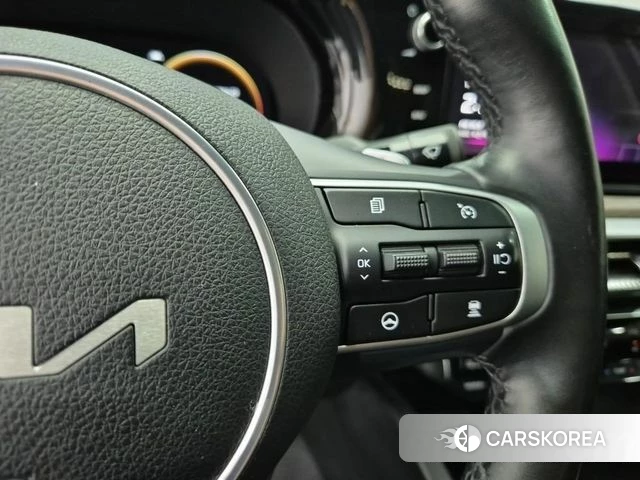 Kia K5 3rd generation 2022 Белый из Кореи, фото 6