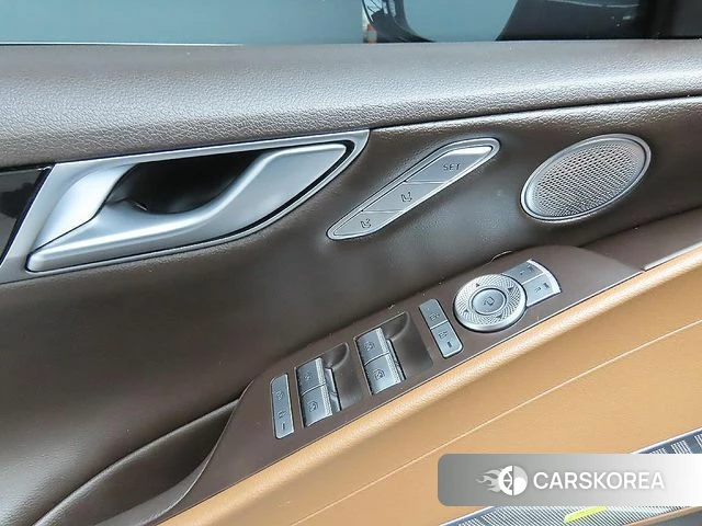 Genesis G80 (RG3) 2022 Черный из Кореи, фото 6