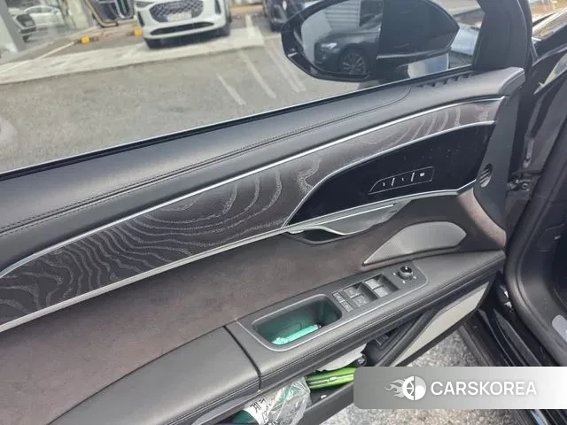 Audi A8 (D5) 2022 Черный из Кореи, фото 6