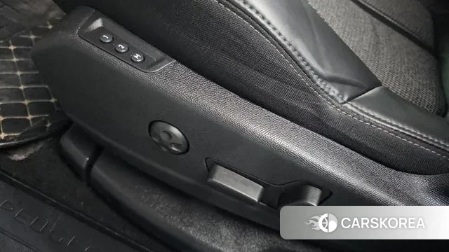 Peugeot 3008 second generation 2018 Белый из Кореи, фото 6