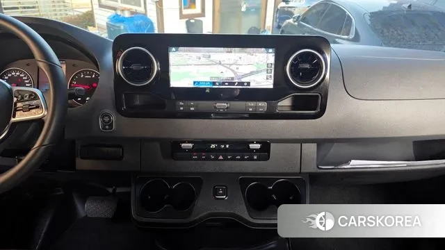 Mercedes-Benz Sprinter 2024 Черный из Кореи, фото 6