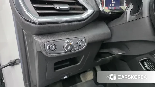 Chevrolet (GM Daewoo) Trailblazer 2022 Белый из Кореи, фото 6