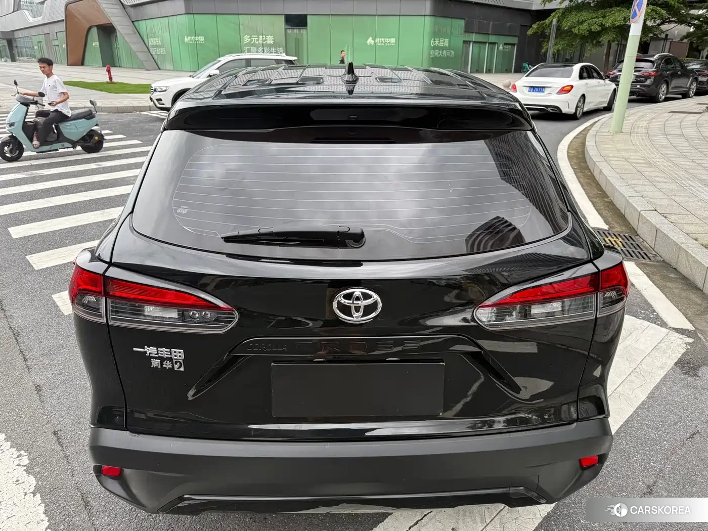 Toyota Corolla id 4669224 из Китая 7