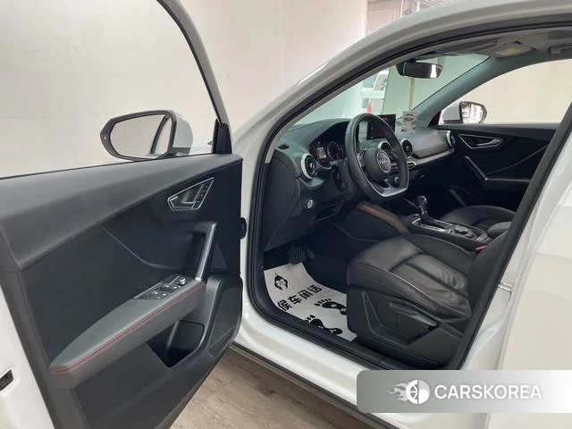 Audi Q2L 2023 Белый из Китая, фото 6