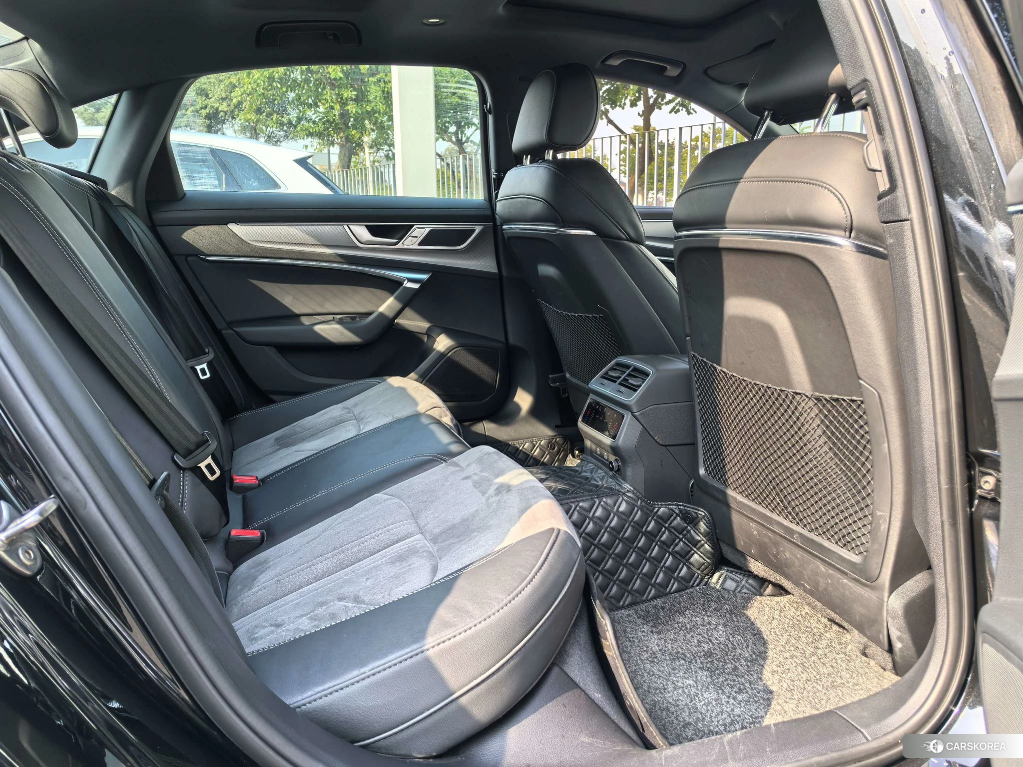 Audi A6L 2023 Черный из Китая, фото 6