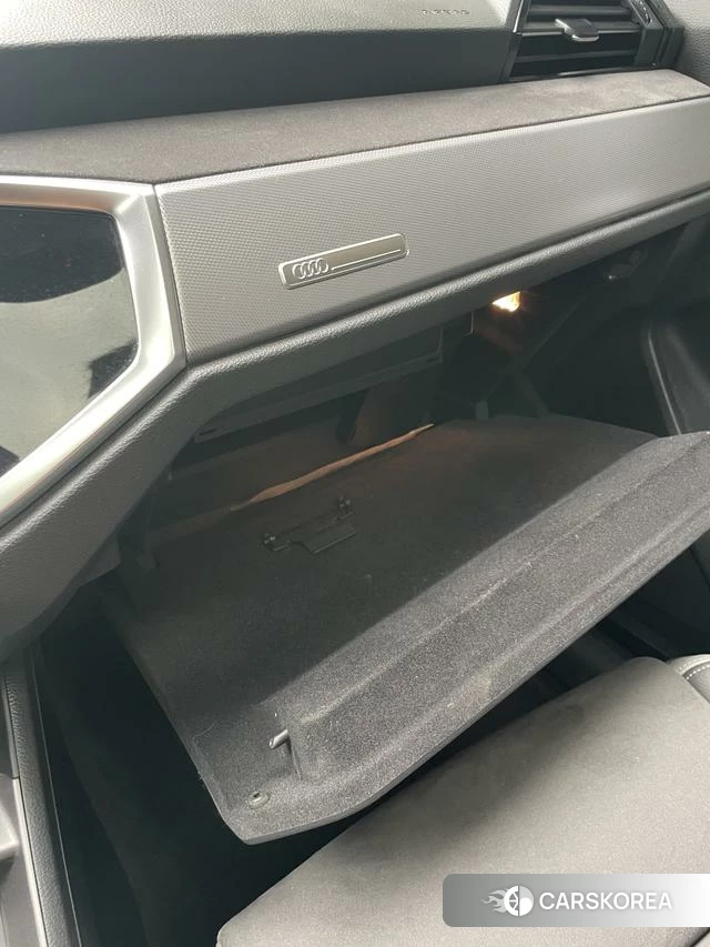 Audi Q3 2023 Белый из Китая, фото 6