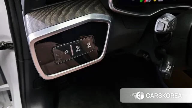 Audi A6 (C8) 2020 Белый из Кореи, фото 6