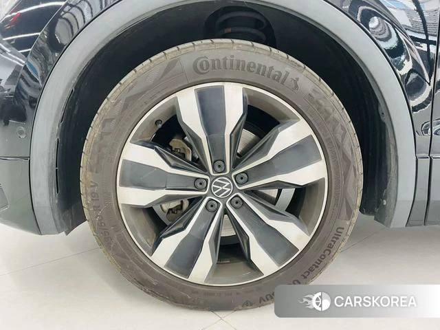 Volkswagen Tiguan L 2021 Черный из Китая, фото 6