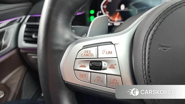 BMW 7 Series (G11) 2020 Серебристо-серый из Кореи, фото 6