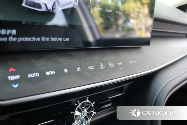 Toyota Camry 2024 Серебристо-серый из Китая, фото 6