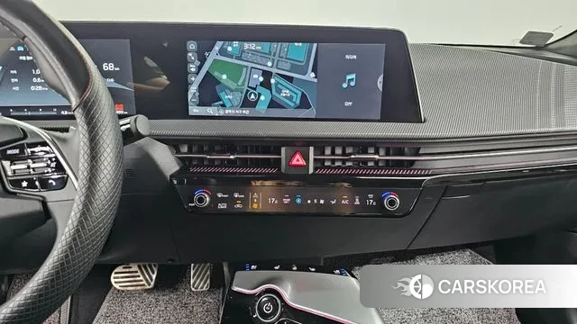 Kia EV6 2022 Белый из Кореи, фото 6