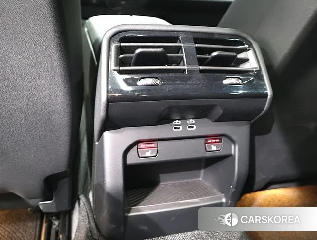 BMW 5 Series (G60) 2024 Белый из Кореи, фото 6