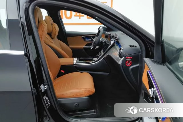 Mercedes-Benz GLC 2023 Черный из Китая, фото 6