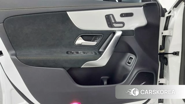 Mercedes-Benz CLA-Class C118 2024 Белый из Кореи, фото 6