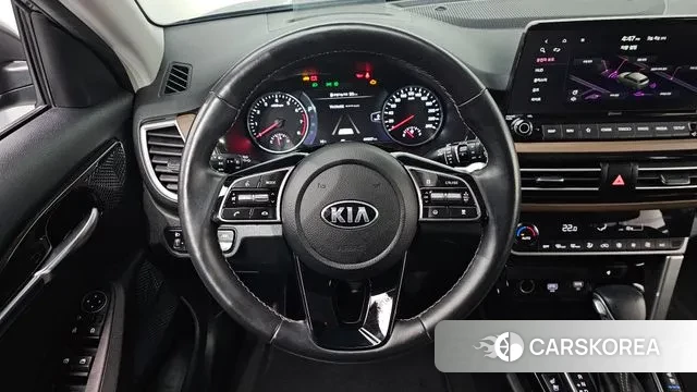 Kia Seltos 2021 Серый из Кореи, фото 6