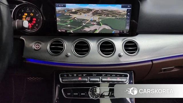 Mercedes-Benz E-Class W213 2019 Белый из Кореи, фото 6