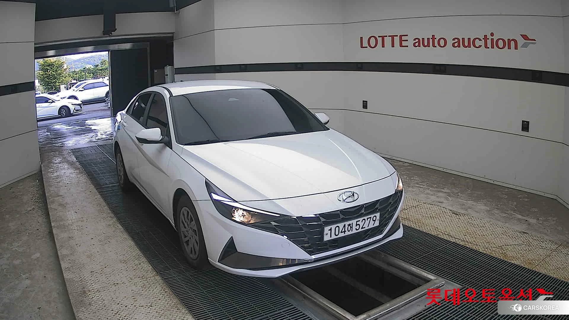 Hyundai Avante 2021 Polar White из Кореи, фото 6