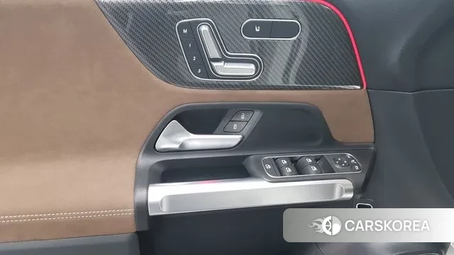 Mercedes-Benz GLB-Class X247 2025 Белый из Кореи, фото 6