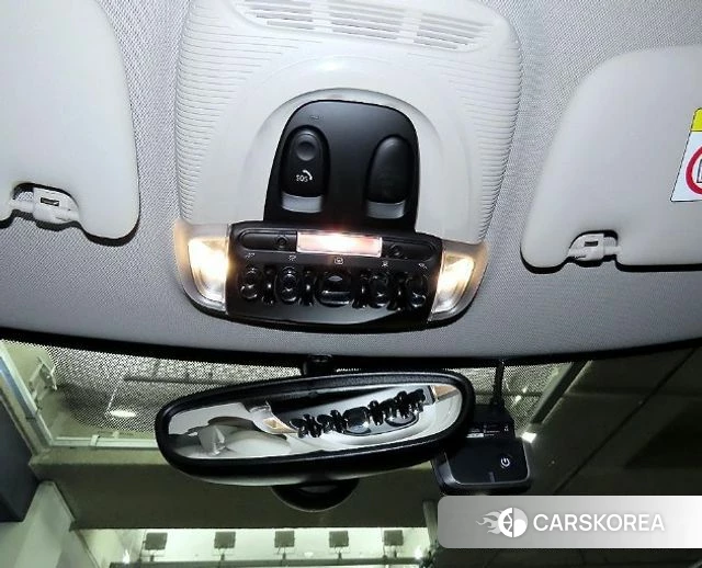 Mini Cooper D Clubman 2021 Черный из Кореи, фото 6