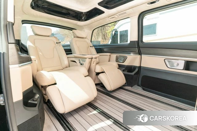 Mercedes-Benz V-Class 2025 Черный из Кореи, фото 6