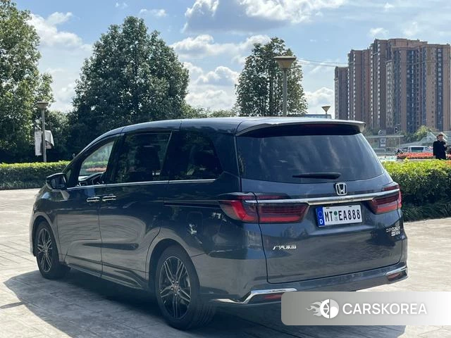 Honda Odyssey 2022 Темно-серый из Китая, фото 6