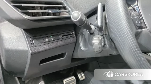 Peugeot 3008 second generation 2022 Серый из Кореи, фото 6