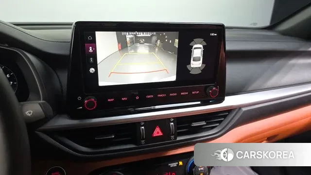 Kia The New K3 2nd generation 2022 Белый из Кореи, фото 6