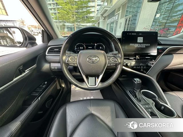 Toyota Camry 2023 Белый из Китая, фото 6
