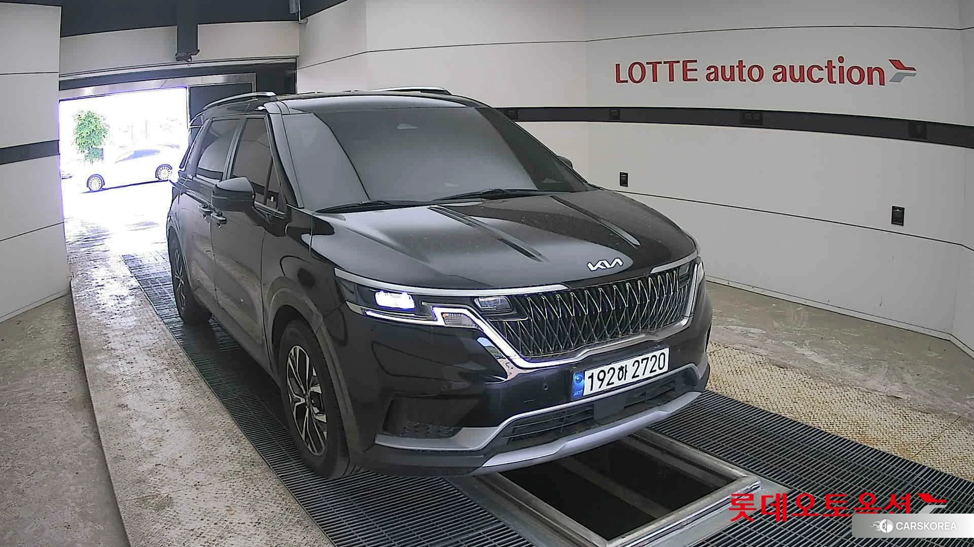 Kia Carnival 2023 Aurora Black Pearl из Кореи, фото 6