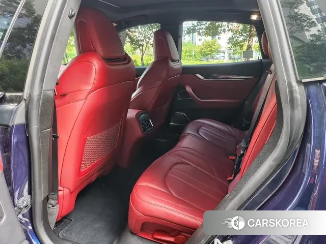 Maserati Levante id 3203733 из Кореи 6