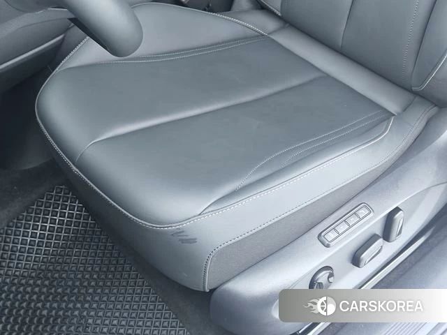 Volkswagen With the crowd 06 2025 Белый из Китая, фото 6