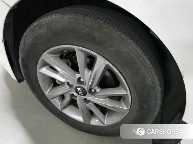 Kia The New K5 2nd generation 2018 Белый из Кореи, фото 6