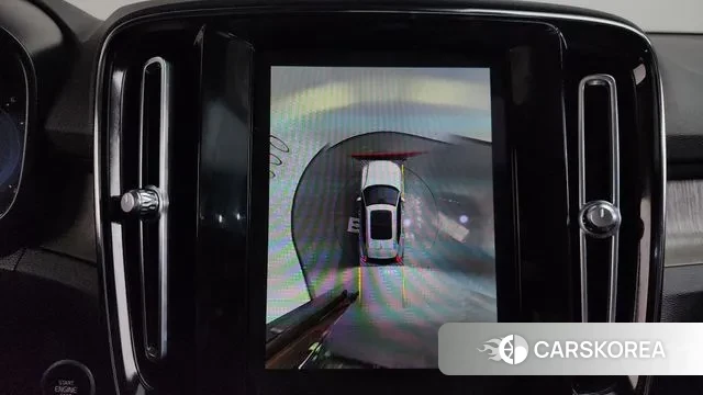 Volvo XC40 2023 Белый из Кореи, фото 6