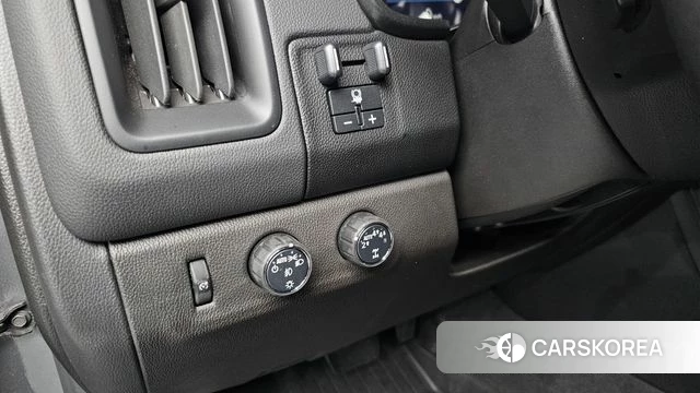 Chevrolet (GM Daewoo) Real New Colorado 2022 Серый из Кореи, фото 6