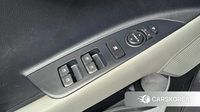 Kia Stonic 2018 Серый из Кореи, фото 6