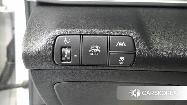 Hyundai Avante Hybrid (CN7) 2022 Белый из Кореи, фото 6