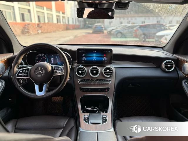 Mercedes-Benz GLC 2021 Белый из Китая, фото 6