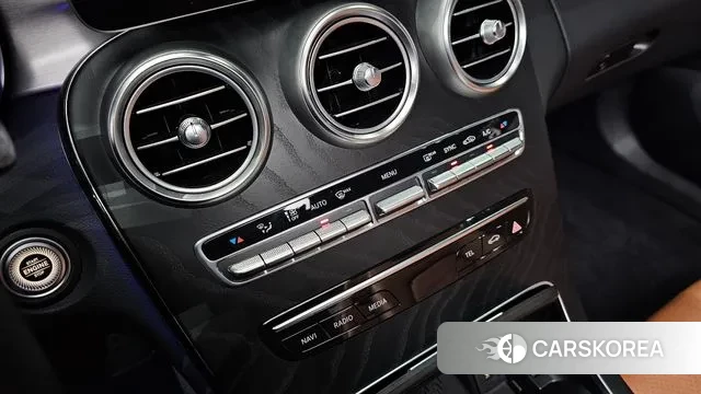 Mercedes-Benz C-Class W205 2021 Черный из Кореи, фото 6