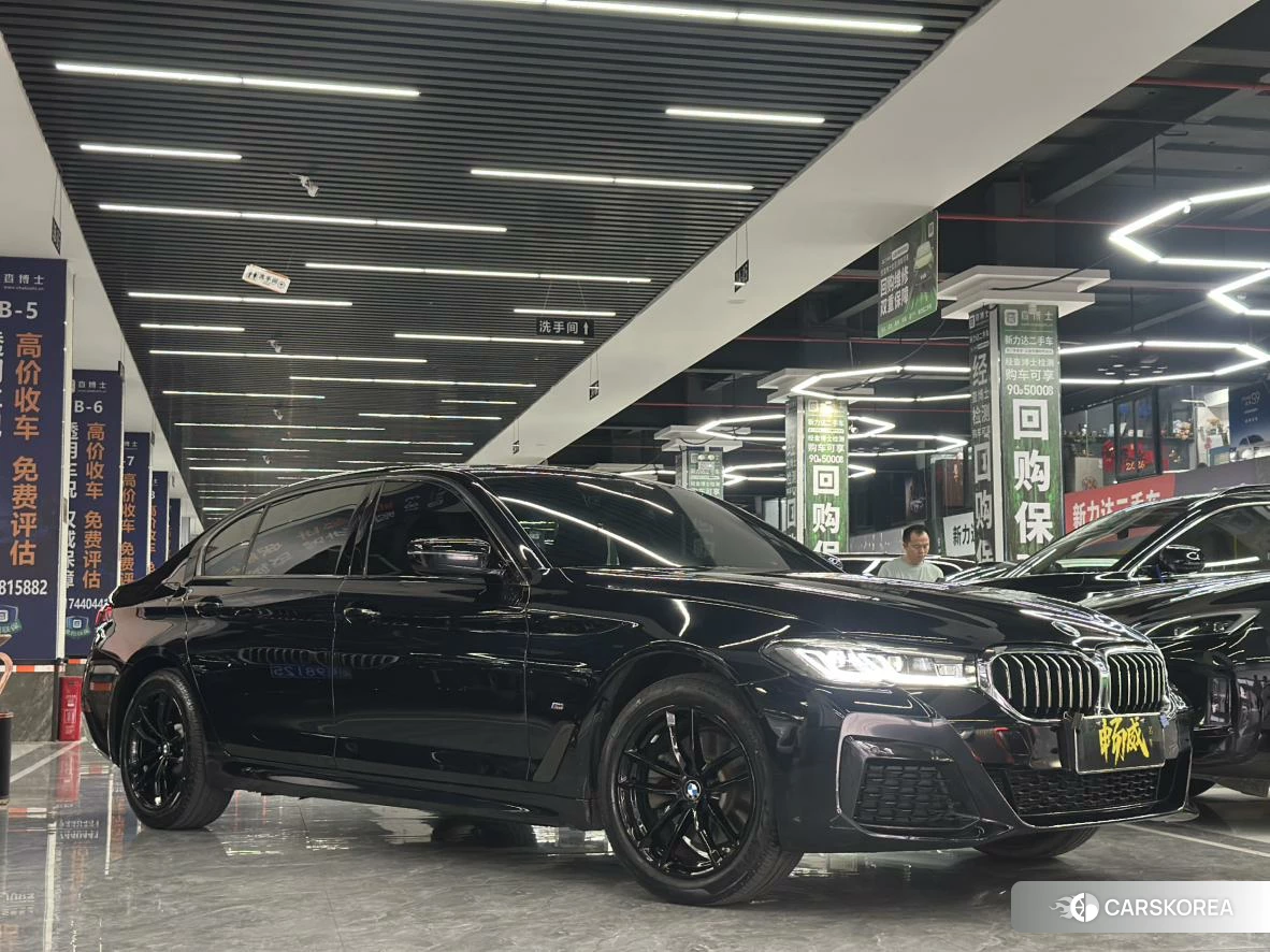 BMW 5 series 2021 Черный из Китая, фото 6