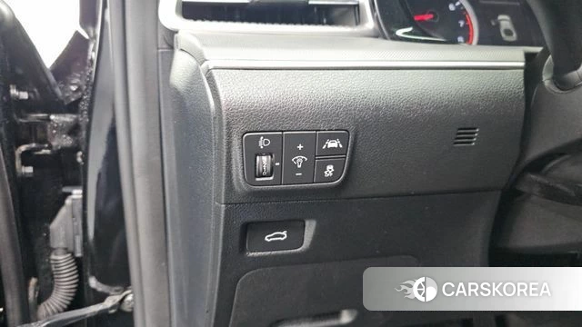 Kia K5 3rd generation 2023 Черный из Кореи, фото 6