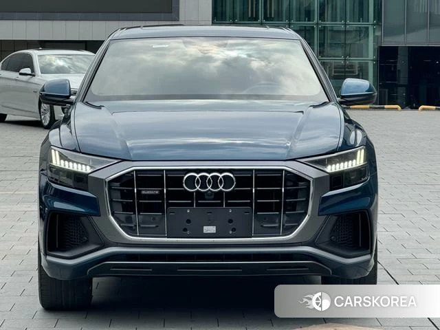 Audi Q8 2021 Синий из Китая, фото 6